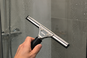 FLOOR CLEANERS - WIPERS